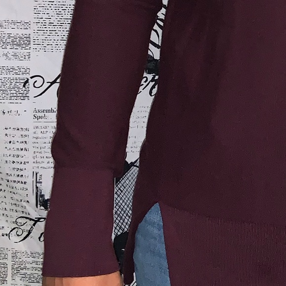 Plum Trouve Sweater - size medium - Picture 4 of 5